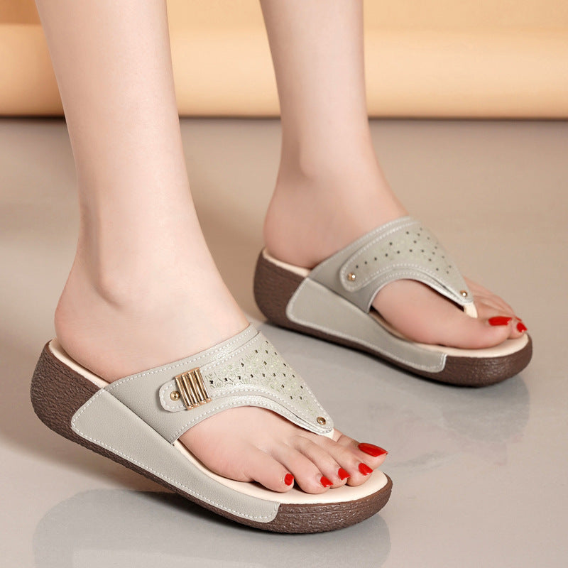 Chanclas con tacón de cuña
